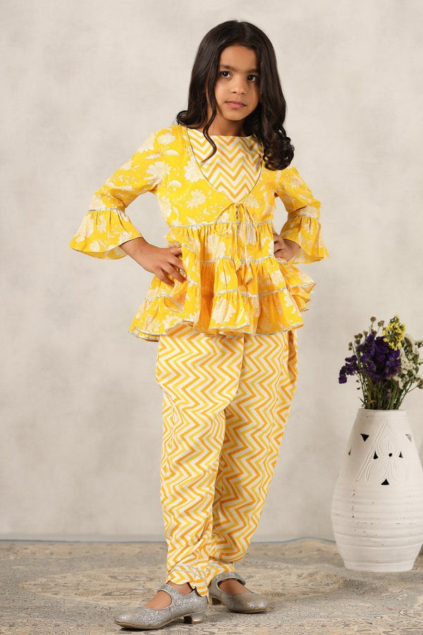Yellow Zig Zag Print Jacket And Pant Set For Girls